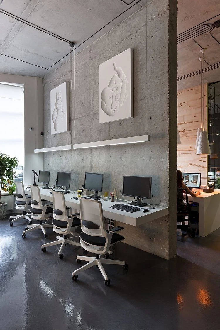 Multi Office space showcase frame 3