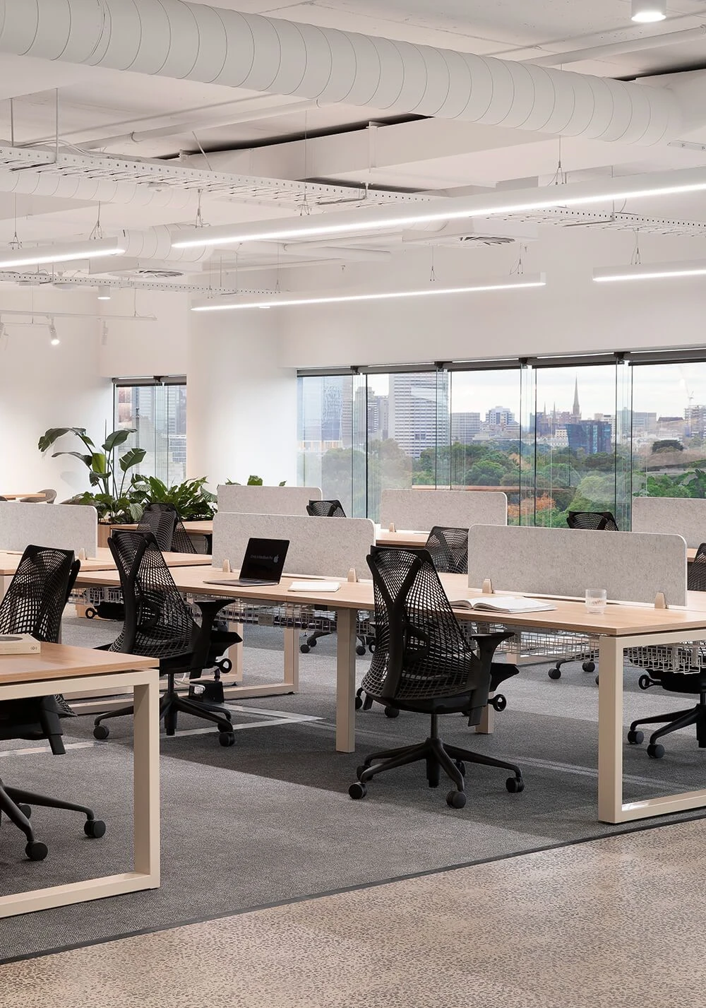 Multi Office space showcase frame 5